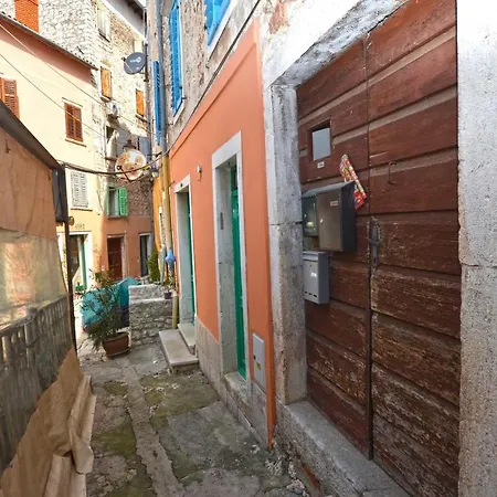 Ferri Apartment *